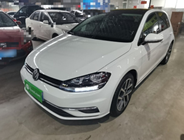 Volkswagen Golf 2020 car image 