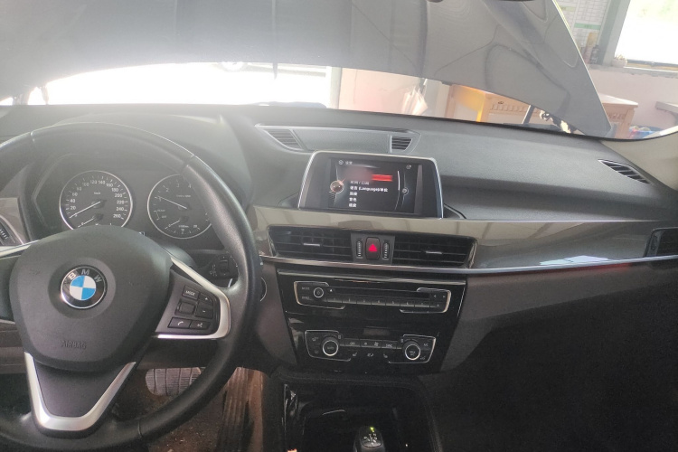 BMW X1 2017 #11 BMW X1 2017 immagine di auto #11