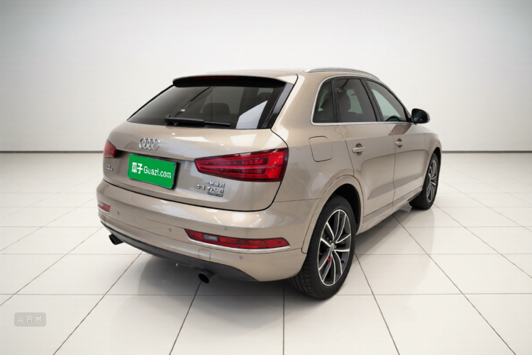 Audi Q3 2017 car image #7
