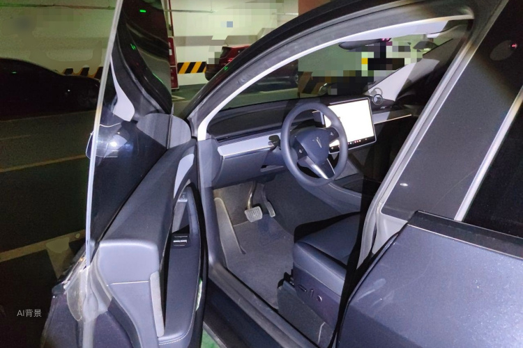 Tesla Model Y 2024 #18 Tesla Model Y 2024 car image #18