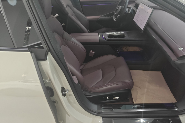 MI SU7 2024 image de voiture #28