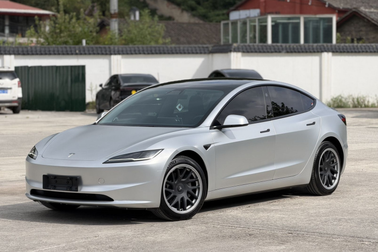 Tesla Model 3 2024 #2 Tesla Model 3 2024 car image #2