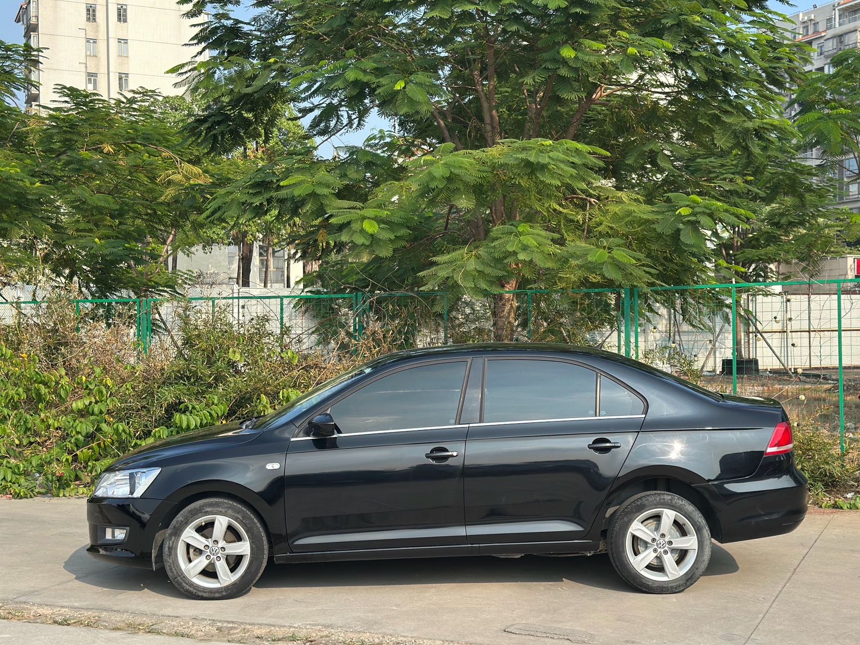 Volkswagen Santana 2014 immagine di auto #3