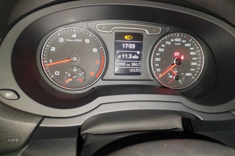 Audi Q3 2015 صورة سيارة #13