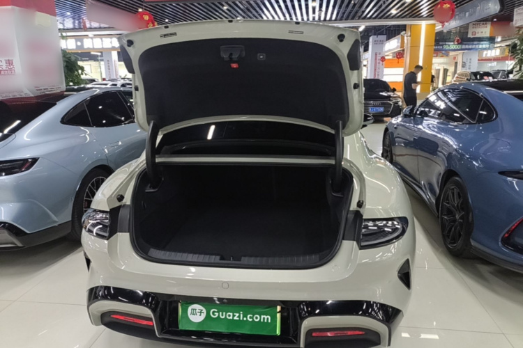 MI SU7 2025 #21 MI SU7 2025 car image #21