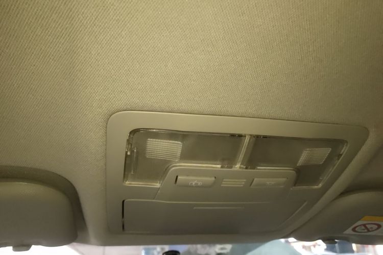Toyota Corolla 2018 #18 Toyota Corolla 2018 car image #18