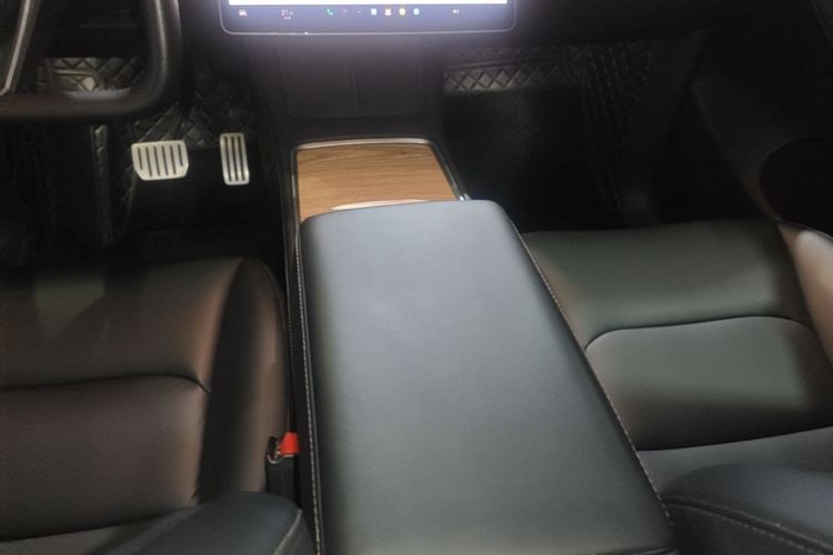 Tesla Model Y 2021 #14 Tesla Model Y 2021 immagine di auto #14