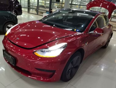 Tesla Model 3 2020 Tesla Model 3 2020 immagine di auto