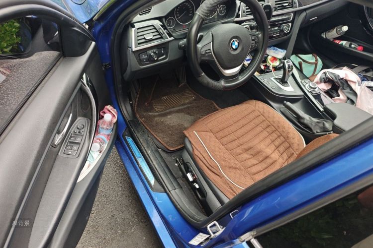 BMW 3 Series 2017 car image #18