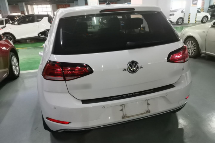 Volkswagen Golf 2020 #4 Volkswagen Golf 2020 car image #4