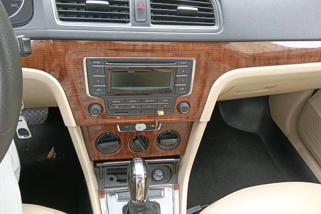 Volkswagen Lavida 2013 #28 Volkswagen Lavida 2013 car image #28