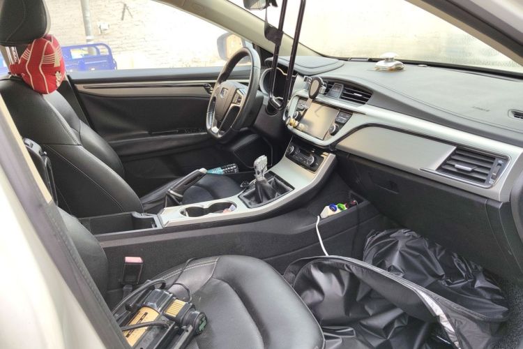 GEELY Emgrand GL 2016 صورة سيارة #21