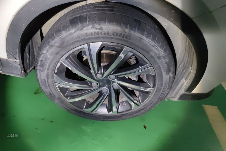 GEELY Coolray 2019 immagine di auto #9