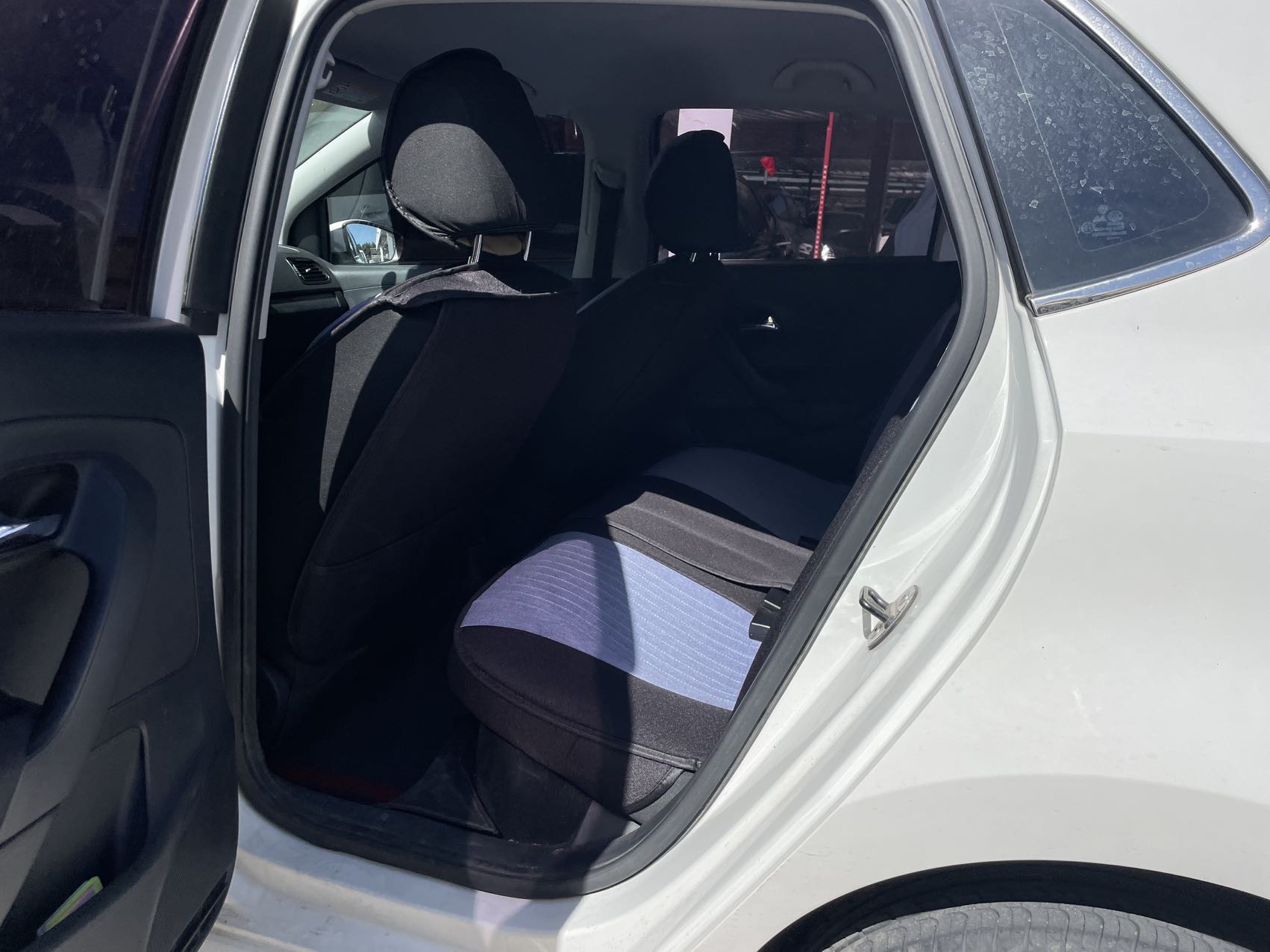 Volkswagen Polo 2019 car image #4