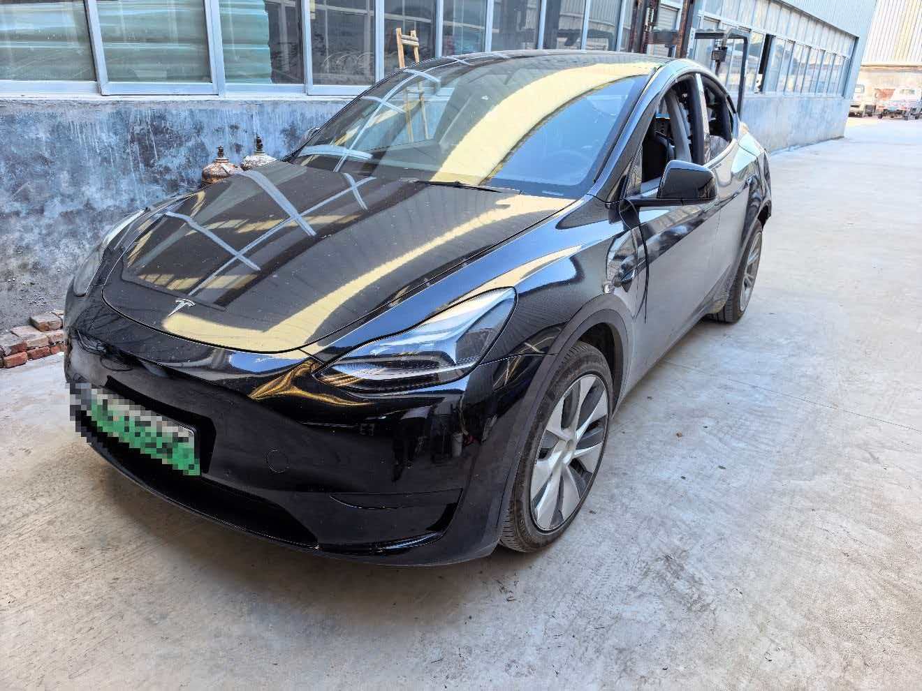 Tesla Model Y 2022 Tesla Model Y 2022 car image