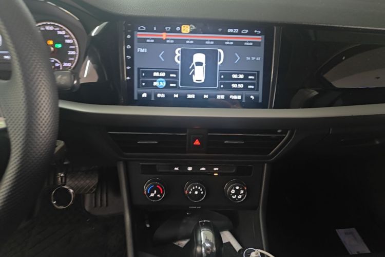 Volkswagen Lavida 2020 car image #13