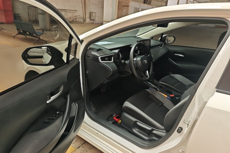 Toyota Corolla 2021 car image #12