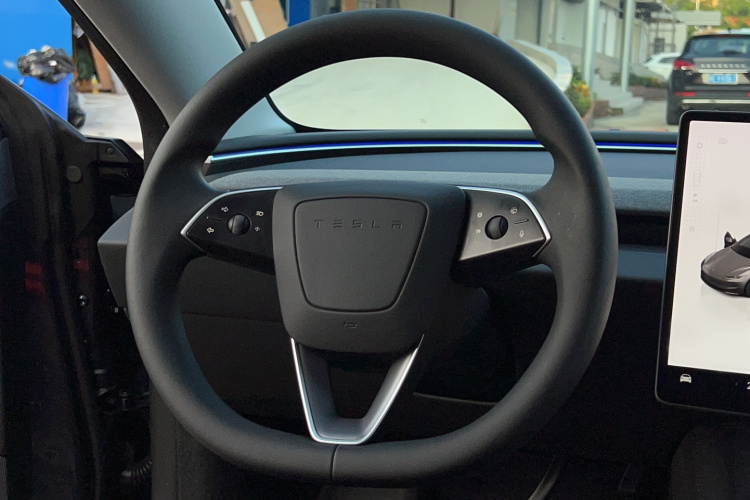 Tesla Model 3 2024 #12 Tesla Model 3 2024 car image #12