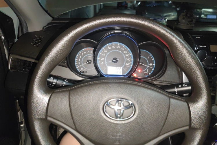 Toyota Vios 2015 #16 Toyota Vios 2015 car image #16