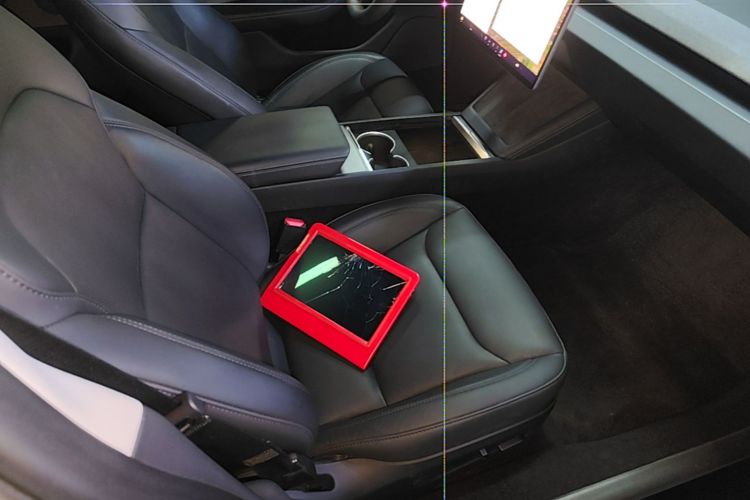 Tesla Model 3 2024 car image #24