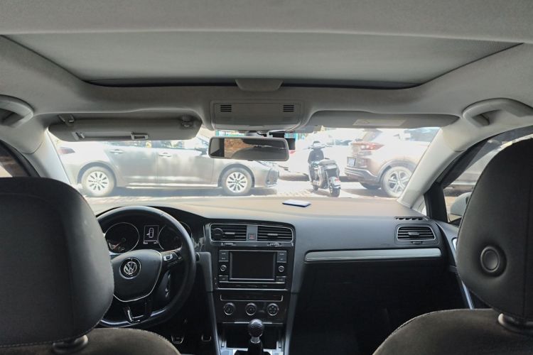 Volkswagen Golf 2018 #20 Volkswagen Golf 2018 car image #20