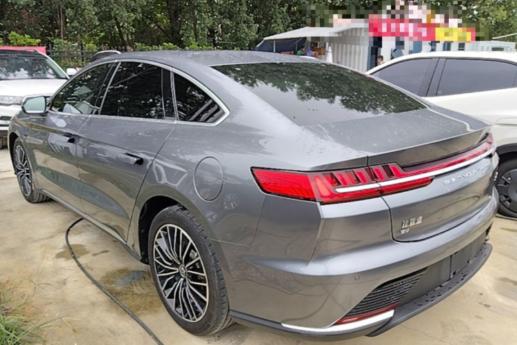 BYD Han 2022 car image #5