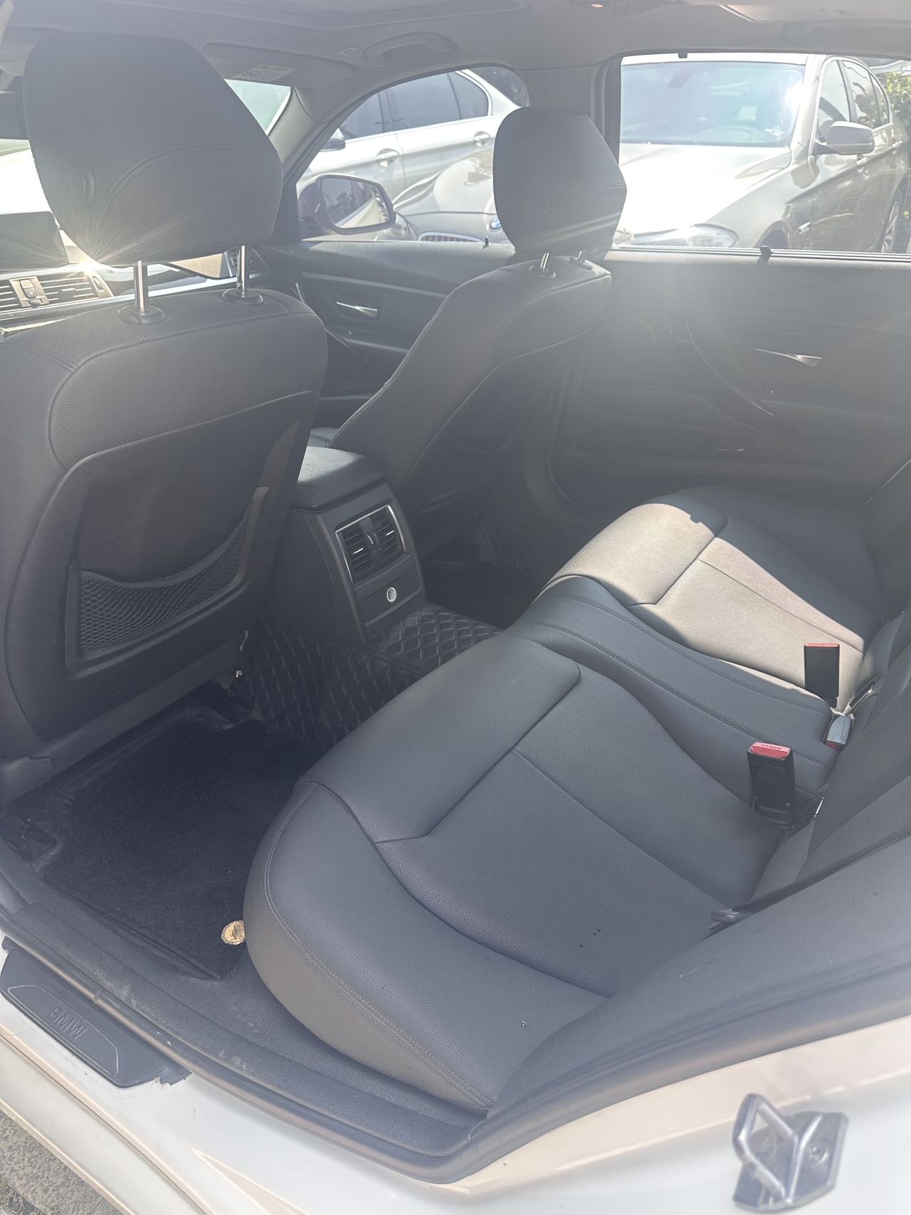 BMW 3 Series 2017 #6 BMW 3 Series 2017 car image #6