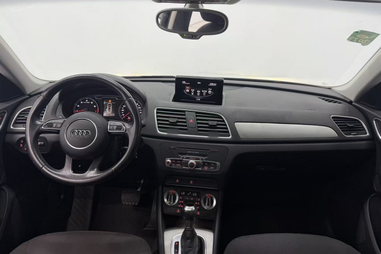Audi Q3 2016 #10 Audi Q3 2016 car image #10