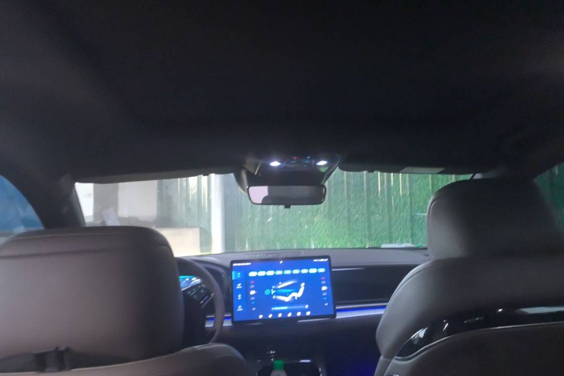 BYD Han 2023 immagine di auto #20