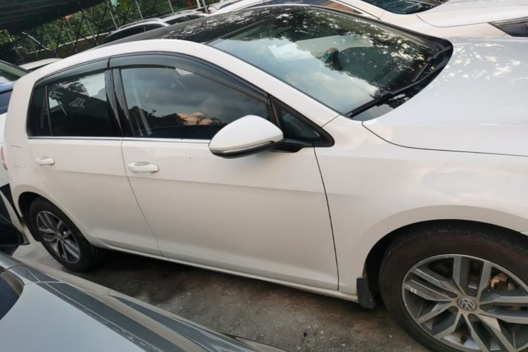 Volkswagen Golf 2016 car image #7