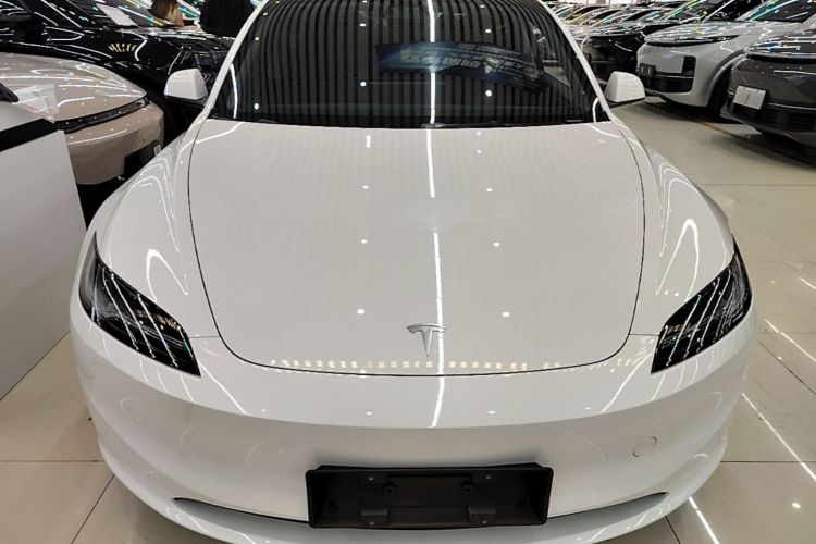 Tesla Model 3 2024 #3 Tesla Model 3 2024 immagine di auto #3