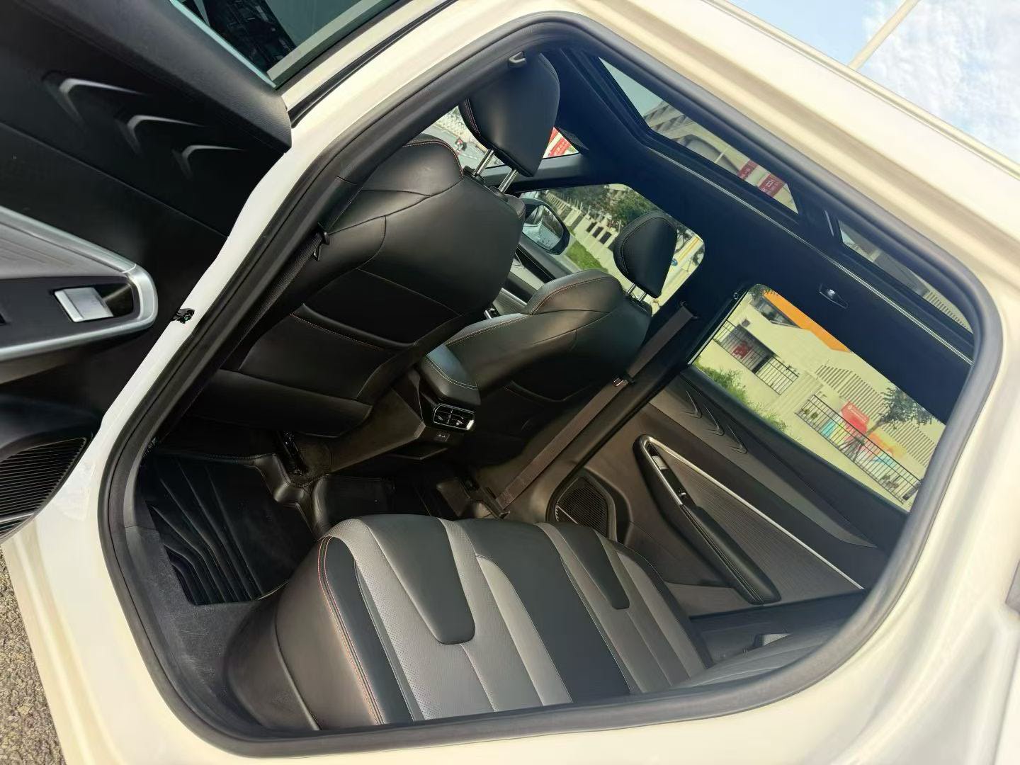 GEELY Boyue 2024 car image #6