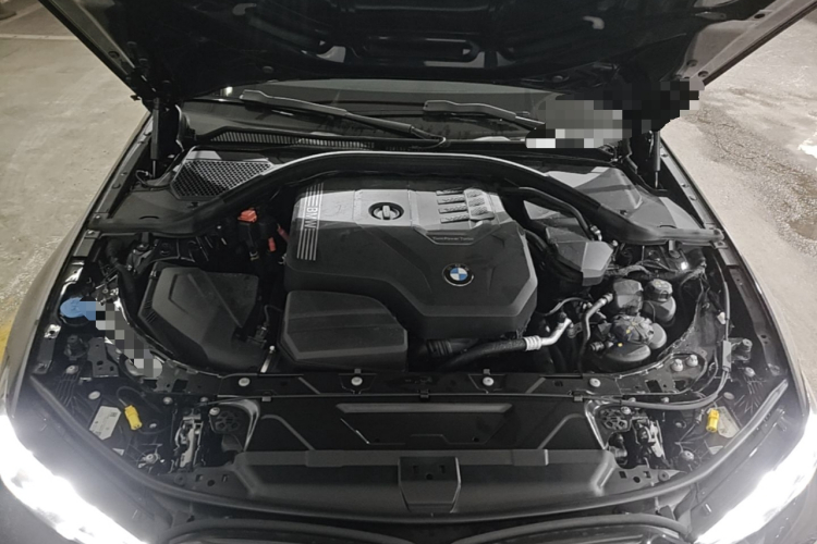 BMW 3 Series 2025 #22 BMW 3 Series 2025 car image #22