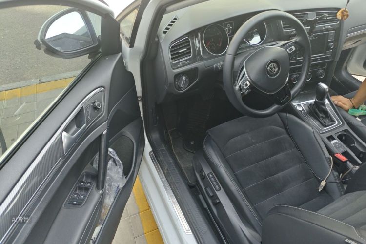 Volkswagen Golf 2018 #18 Volkswagen Golf 2018 car image #18