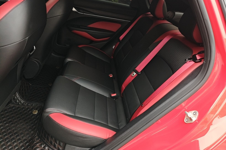 GEELY Binray 2021 car image #17