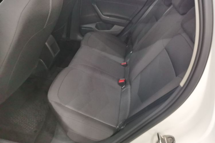 Volkswagen Polo 2019 car image #13