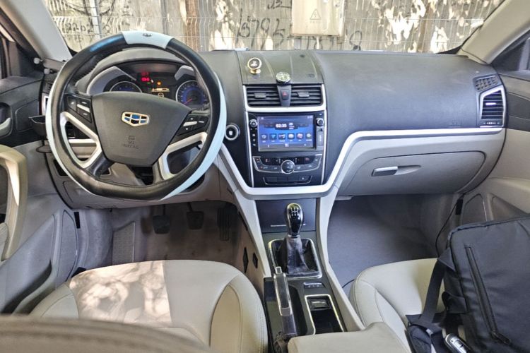 GEELY Emgrand 2015 #11 GEELY Emgrand 2015 car image #11