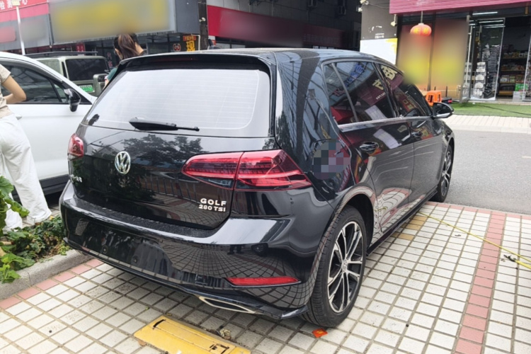Volkswagen Golf 2019 #5 Volkswagen Golf 2019 car image #5