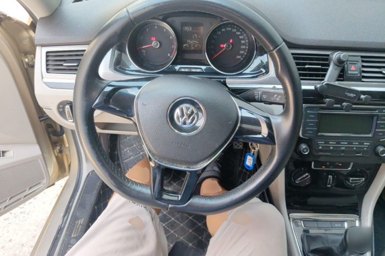 Volkswagen Bora 2016 #15 Volkswagen Bora 2016 car image #15