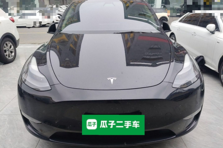 Tesla Model Y 2022 #3 Tesla Model Y 2022 car image #3