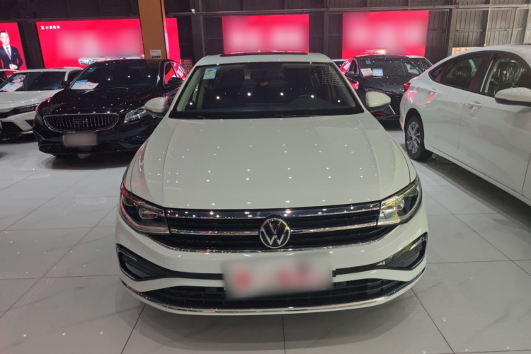 Volkswagen Bora 2023 car image #3