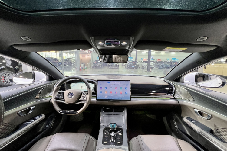 BYD Han 2023 car image #14