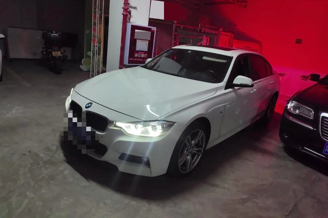 BMW 3 Series 2018 car image 