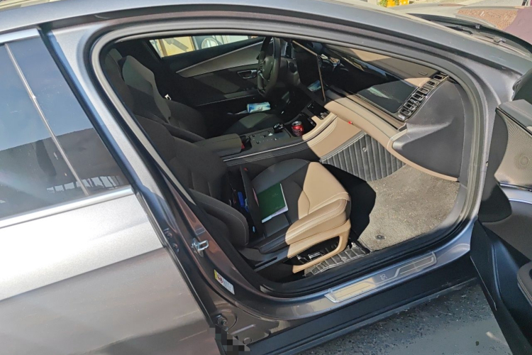 BYD Han 2022 car image #21