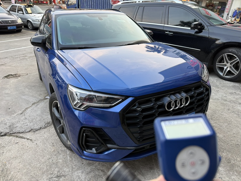 Audi Q3 2020 car image #2