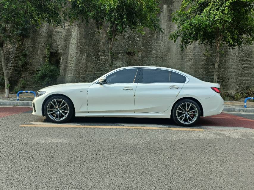 BMW 3 Series 2020 #9 BMW 3 Series 2020 car image #9