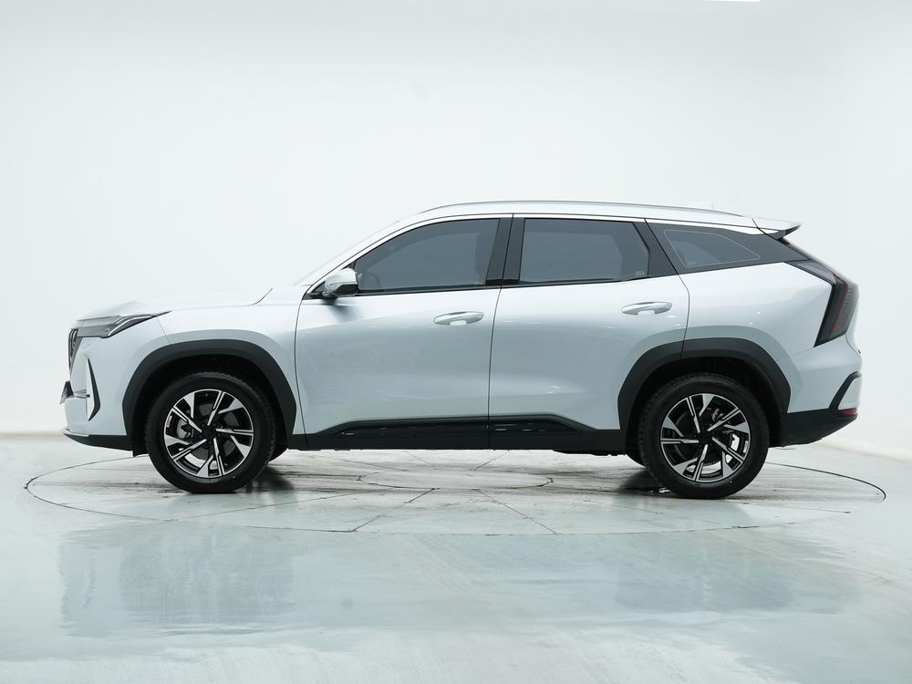 GEELY Boyue L 2025 car image #4
