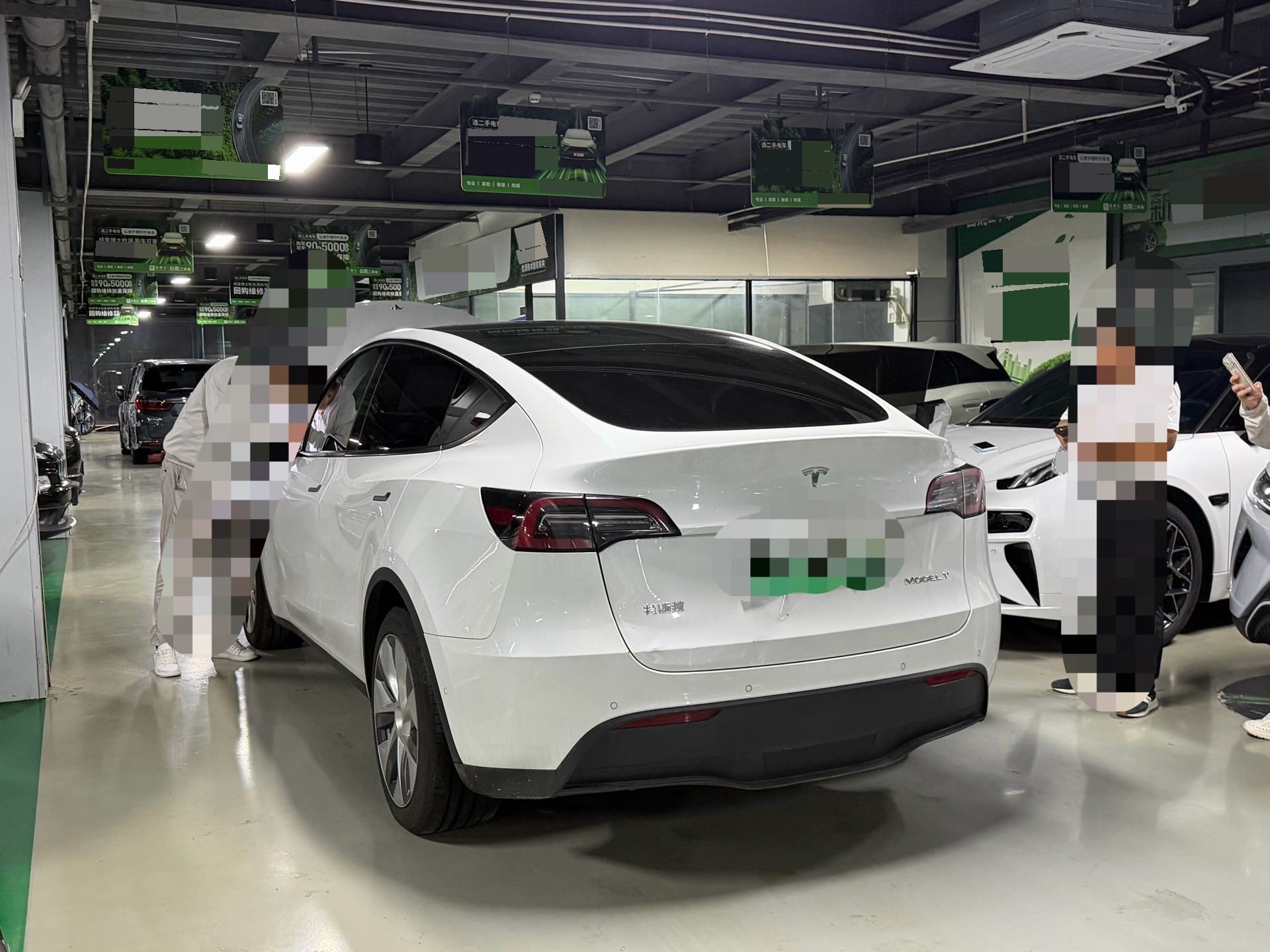 Tesla Model Y 2022 #6 Tesla Model Y 2022 car image #6