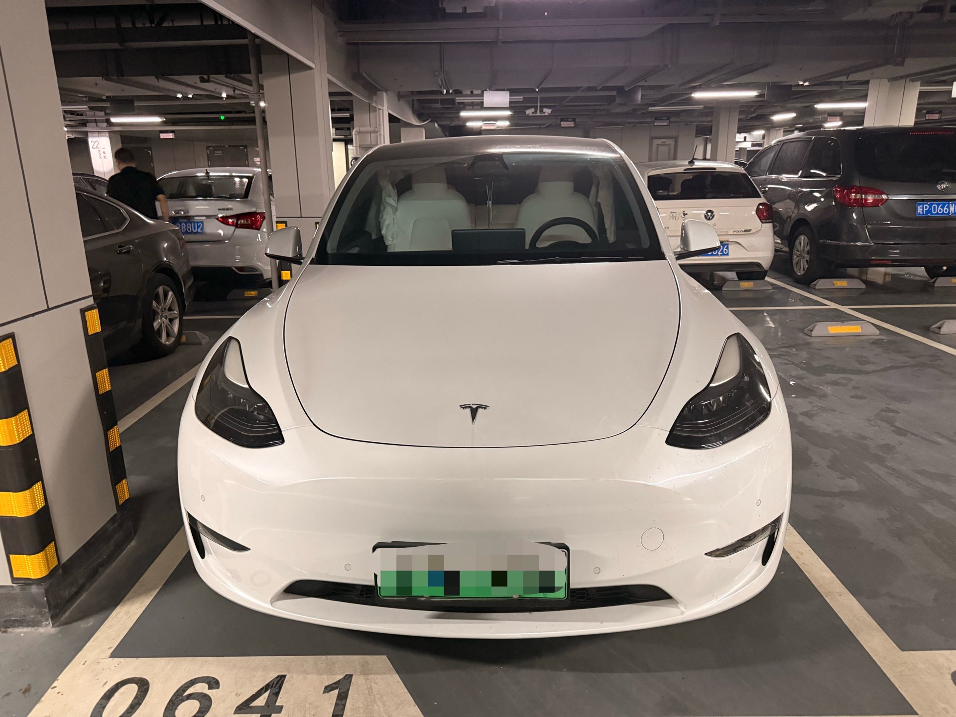 Tesla Model Y 2022 immagine di auto #2
