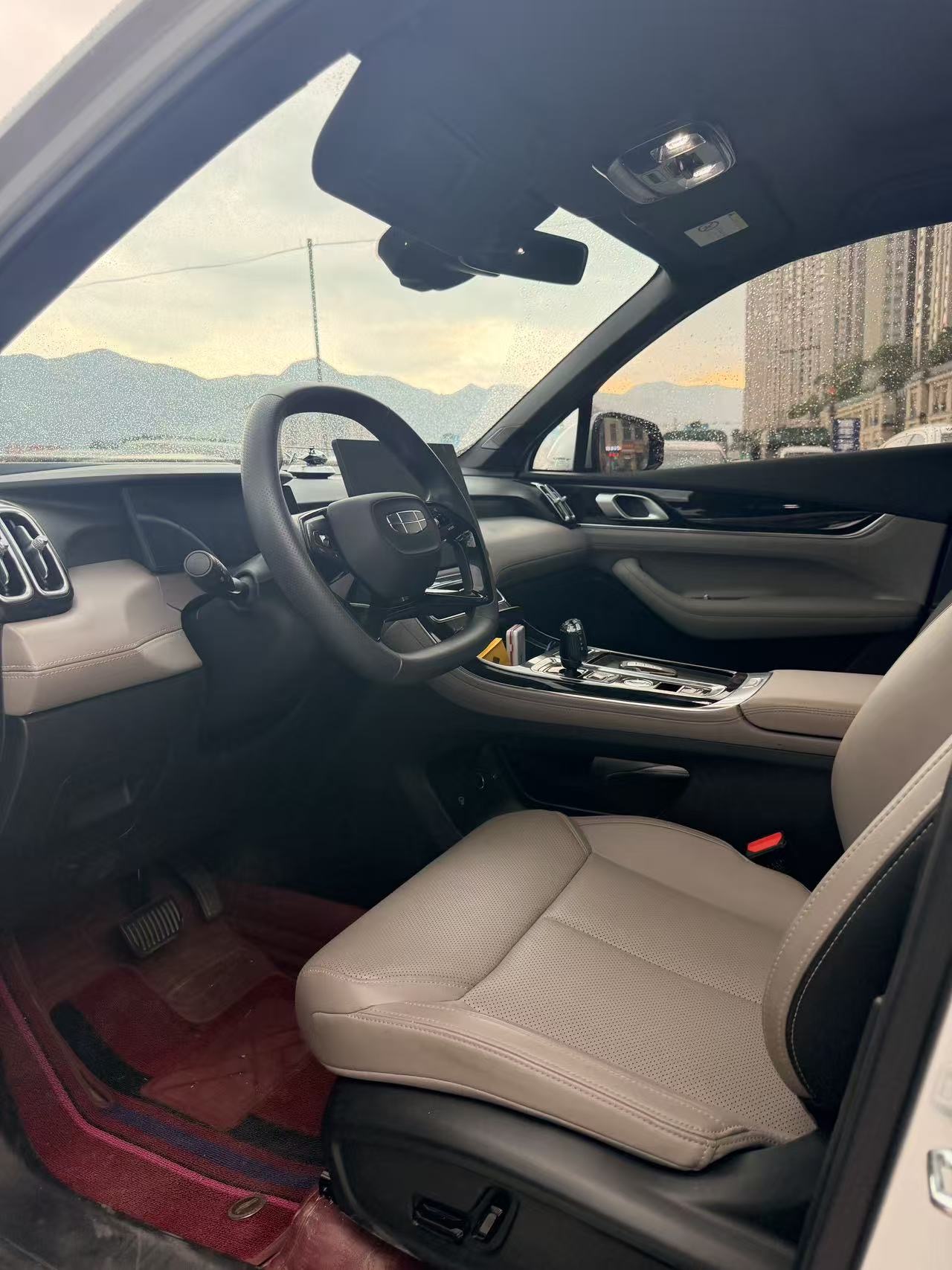 GEELY Boyue L 2025 car image #4